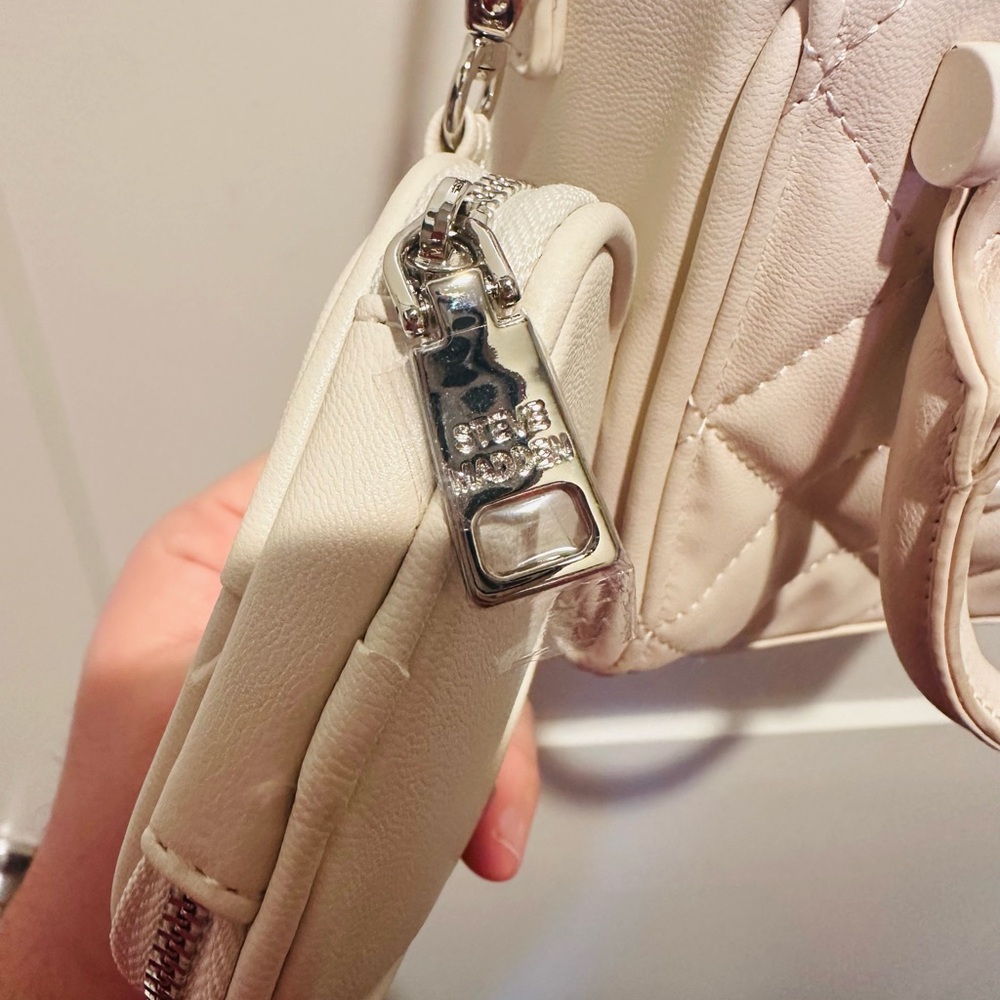 New Steve Madden Handbag - Picture 8 of 10